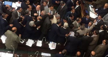 نائب يطالب باعتماد التصويت على تعيين 5 من المستقلين باللجنة العامة