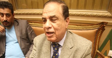 كمال أحمد: سأبيع حذائى فى مزاد لصالح "تحيا مصر" والقضية الفلسطينية