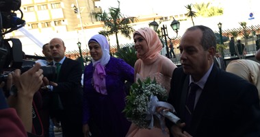 وزير الداخلية يشهد عقد قران ضابط مصاب فى حادث إرهابى ويعالج فى لندن