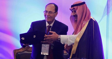رئيس وزراء السودان الأسبق يطالب بتسعير المياه للوصول لتكلفتها الحقيقية