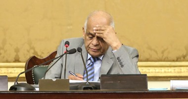 رئيس البرلمان لنائب: "أشكرك على سبابك أمس فى التليفزيون"