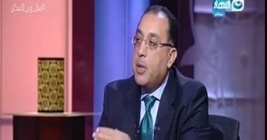 وزير الإسكان لـ"خالد صلاح": تكلفة الوحدة بالإسكان الاجتماعى 200 ألف جنيه