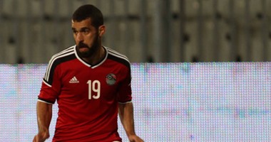 عبد الله السعيد يحظى باهتمام الأهلى فى معسكر الفراعنة ببرج العرب