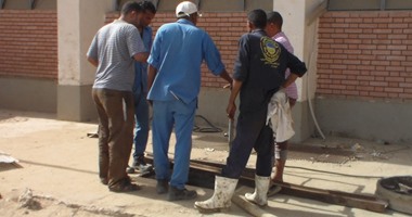 غرق محطة 10 بالصرف الصحى وانقطاع مياه الشرب 24 ساعة عن شرق أسوان