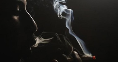"نيويورك تايمز": التدخين يضر بالحمض النووى ويضعف الحيوانات المنوية