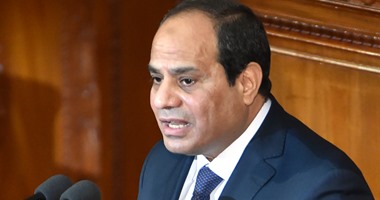 الرئيس يشيد بجهد القوات المسلحة فى مكافحة الإرهاب وبناء الدولة الحديثة