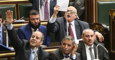 بالصور.. مجلس النواب يوافق على المادة 96 الخاصة بإنشاء الائتلافات تحت القبة