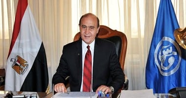 الفريق مهاب مميش: عبور 35 سفينة لقناة السويس بحمولة 2.1 مليون طن
