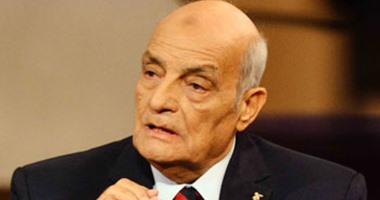 "اللى كان فى البلكونة" و"اللى على تويتر" فى وصلة حب لفاكهة التعليق الراحل محمود بكر.. 24 مليون متفاعل على الهاشتاج الذى يحمل اسمه يتداولون أجمل وأطرف تعليقاته.. ونجوم الفن والرياضة فى المقدمة