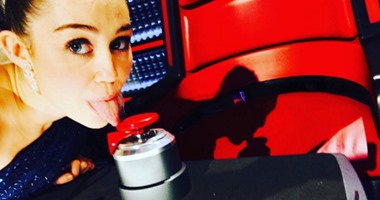 مايلى سايروس تنضم لفريق عمل برنامج "the voice"