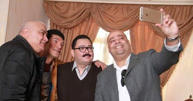 سيلفى أحمد رزق وباسم سمرة فى أول مشهد يجمعهما من "الكيف"