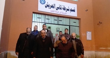 مساعدا وزير الداخلية وسط قوات الأمن بسيناء لتحفيزها على مواجهة الاٍرهاب