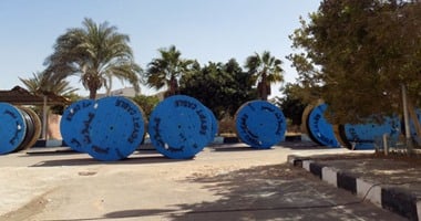 11 مليار جنيه لتطوير شبكة نقل الكهرباء بالصعيد.. إنشاء 3 محطات محولات جهد 500 لإنهاء مشاكل الانقطاعات.. خطوط نقل بسوهاج ونجع حمادى وبنبان لجذب الاستثمارات.. "الكهرباء": المشروع شبكة جديدة موازية للحالية