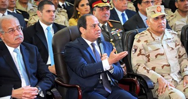 بالصور.. السيسى: "إحنا مش هنسيب الآخرين يواجهوا مصيرهم"