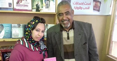 بالصور.. حفل توقيع "الزناتى حنيفة" لعادل إدريس بمعرض الكتاب