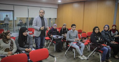 بالصور.. بدء دورة الكتابة الصحفية بـــ"أكاديمية اليوم السابع"