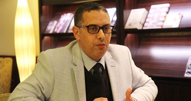 خالد نجم وزير الثقافة والإعلام الليبى لـ"اليوم السابع":ثروة "القذافى"80 مليار دولار..ليس هناك بديل لـ"حفتر" فى هذه المرحلة وبعض الفصائل تشترط استبعاده لبدء التفاوض..و"داعش" تقوم بأعمال "هوليوودية"