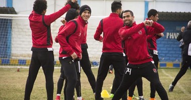 زيزو يمنع"السيلفي"في معسكر الاهلي وطاهر يدعم اللاعبين