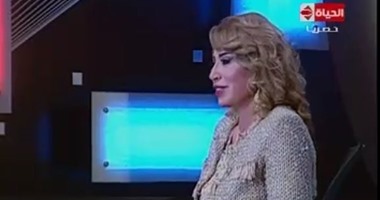 إيناس الدغيدى: "لو كنت رجلاً لتزوجت نجلاء فتحى.. وإذا خاننى زوجى سأخونه"