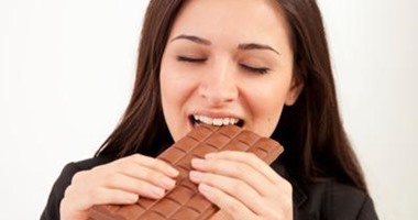 تقوي الذاكرة والإدراك.. 8 أطعمة لتعزيز وظائف الدماغ