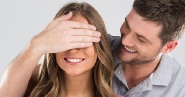 أبعد عن "حلة" عيد الحب .. 5 هدايا أوعى تجيبهم لمراتك فى الفلانتين