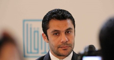 بالصور.. الكابتن أحمد حسن والفنان أحمد فهمى يشاركان فى تدشين حملة "أخلاقنا"