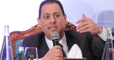 البورصة تنهى تعاملاتها على تباين والمؤشر الرئيسى يرتفع