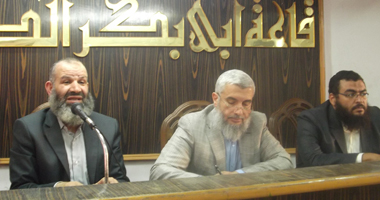 جلال مرة يلتقى كوادر "النور" بشمال الصعيد لبحث رؤية الحزب