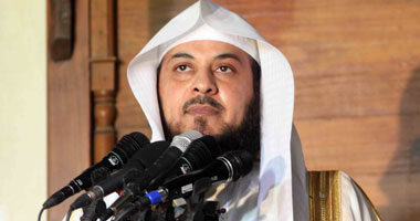 "العريفى" يغادر القاهرة إلى الأراضى السعودية بعد لقاء قنديل