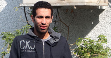 الإعلام السعودى: أبو تريكة "يساوى" ميسى فى مطار خالد