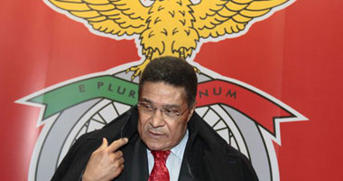 الصحافة البرتغالية تكرم "الفهد الأسود" على صفحاتها الأولى
