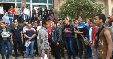مظاهرة لطلاب الإخوان بكلية الآداب جامعة بنها