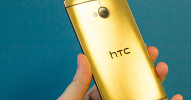 بالصور.. HTC تطلق هاتفا ذهبيا عيار 24 قيراط