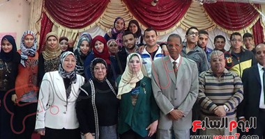 بالصور.. "العالى للخدمة الاجتماعية" يكرم الأمهات المثاليات ببورسعيد