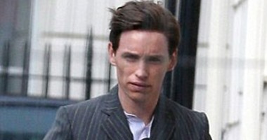 هل يزيد Fantastic Beasts من رصيد جوائز نجم الأوسكار إيدى ريدماين؟