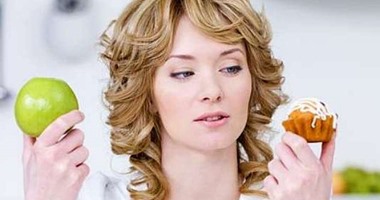 10 أخطاء تدمر برنامج التخسيس.. تناول وجبة واحدة فى اليوم وقلة النوم وحذف وجبة الإفطار.. وخبير تغذية: رجيم الماء يفيد "الدايت" ويتسبب فى فقدان سريع للوزن.. وأعشاب التخسيس تثبت الوزن