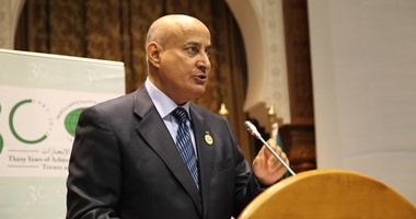 المدير العام للايسيسكو يحذّر من خطر تأجيج نار الطائفية فى العالم العربى 