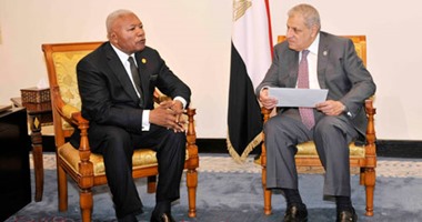 نشاط مكثف لمحلب فى ثالث أيام المؤتمر الاقتصادى