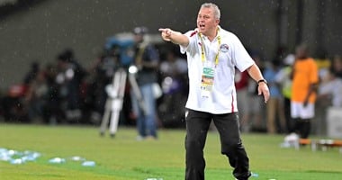 شوقى غريب يستبعد ناصر ماهر ونيدفيد من معسكر المنتخب الأوليمبى