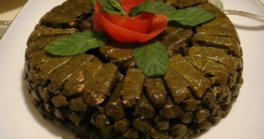 ورق العنب.. مغردون يتغزلون فى طبق المحشى: "بينزل القلب مش المعدة"