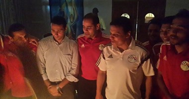 المنتخب الأوليمبى يحتفل بعيد ميلاد حسام البدرى فى بروندى