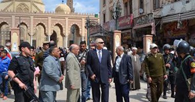 أهالى يقتحمون مصبغة بالمحلة ويحطمون محتوياتها لدخول الصرف الصناعى منازلهم