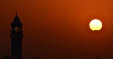مدير "آثار" الجيزة: نحتفل بكسوف الشمس فى الأهرامات لتنشيط السياحة