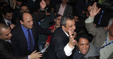 يحيى قلاش نقيبا للصحفيين