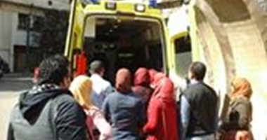 إصابة 4 أشخاص فى حادث انقلاب سيارة بالصف