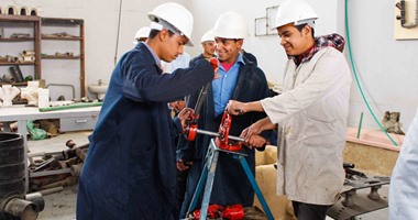 مياه سوهاج تدرب سيدات التضامن الاجتماعى على المبادئ الأولية فى السباكة 
