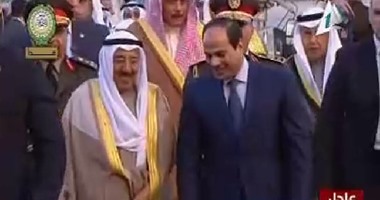 السيسى لـ أمير الكويت: نرفض كافة أشكال الطائفية واستخدامها فى زعزعة الأمن