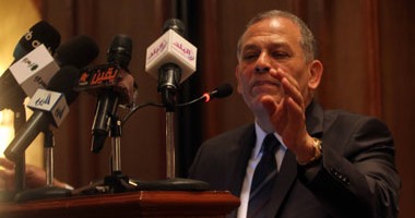محمد السادات يطالب بتحريك أسعار الوقود لتتوازى مع السعر العالى المنخفض