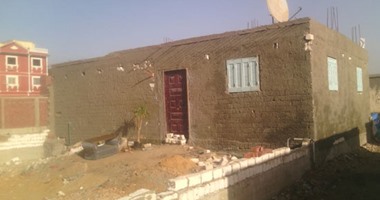 بلاغ ضد صديق "نخنوخ" لتشريده 15 أسرة بطريق مصر إسكندرية الصحراوى