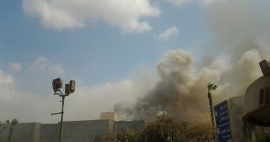 بالصور.. قراء "اليوم السابع" يشاركون فى تغطية حريق قاعة المؤتمرات